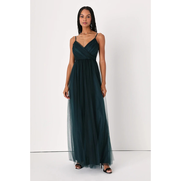 Lulus Dresses & Skirts - NWOT Elegant Encounter Emerald Green Tulle Maxi Dress
